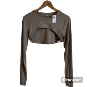 Old navy active women’s top medium‎ tan NWT